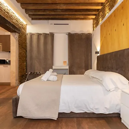 Apartman Giorgiapartaments Bronze Esclusive