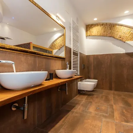 Apartamento Giorgiapartaments Bronze Esclusive